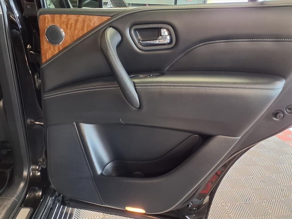 Infiniti QX80 LUXE AWD 2019 Infiniti QX80 LUXE AWD 2019