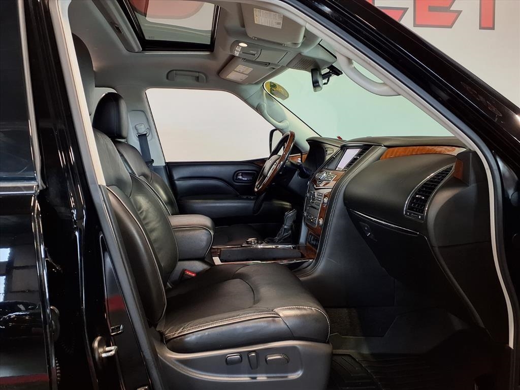 Infiniti QX80 LUXE AWD 2019 Infiniti QX80 LUXE AWD 2019