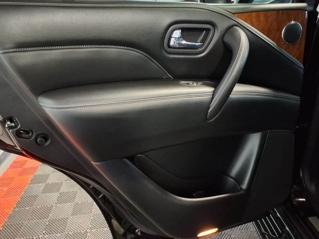 Infiniti QX80 LUXE AWD 2019 Infiniti QX80 LUXE AWD 2019
