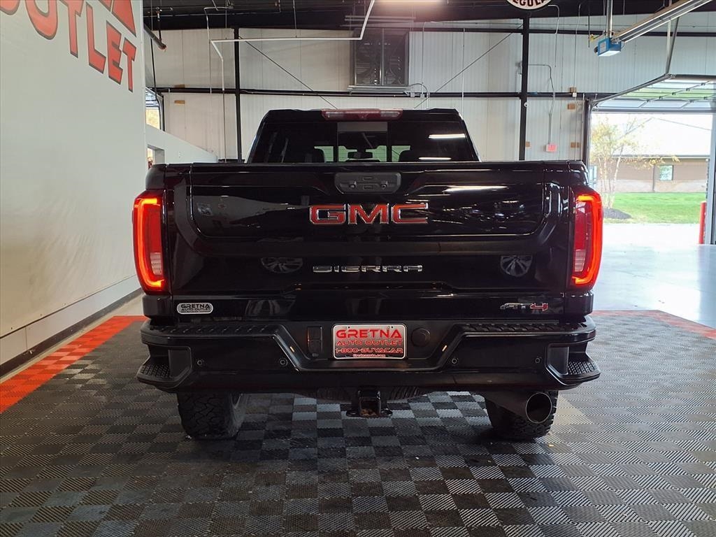 GMC Sierra 2500HD 4WD Crew Cab 159" AT4 2021 GMC Sierra 2500HD 4WD Crew Cab 159" AT4 2021