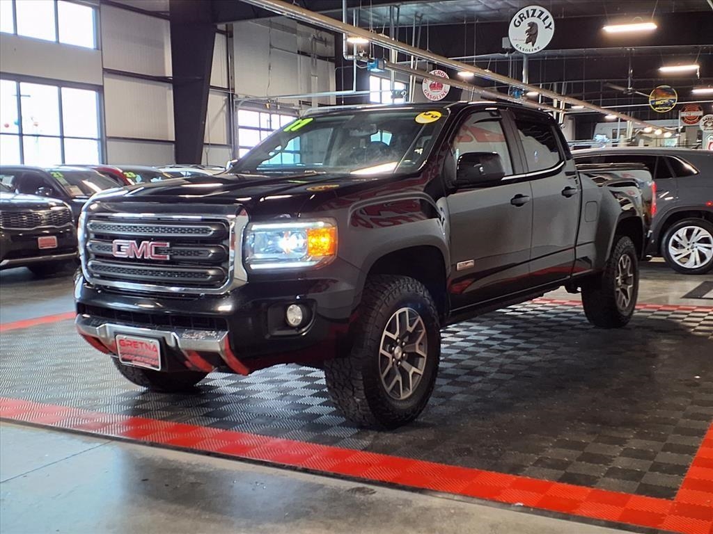 GMC Canyon 4WD Crew Cab 140.5" SLE 2017 GMC Canyon 4WD Crew Cab 140.5" SLE 2017