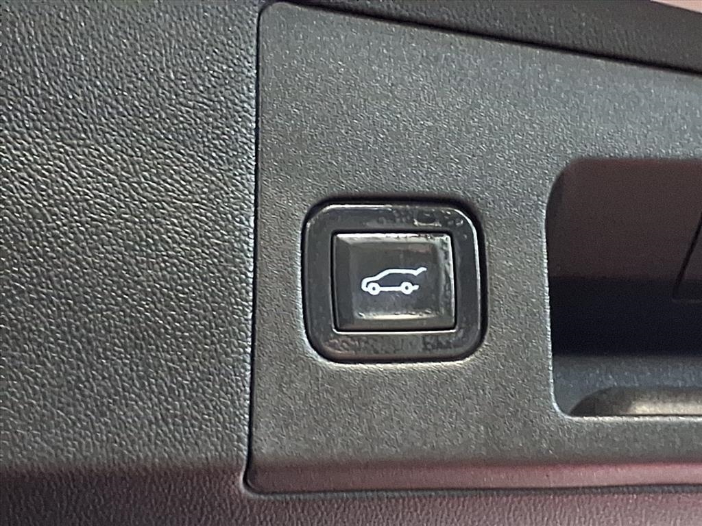 Cadillac XT5 AWD 4dr 2018 Cadillac XT5 AWD 4dr 2018