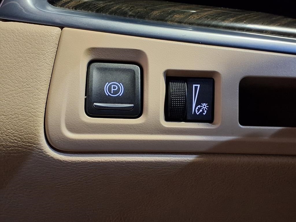 Cadillac XT5 AWD 4dr 2018 Cadillac XT5 AWD 4dr 2018