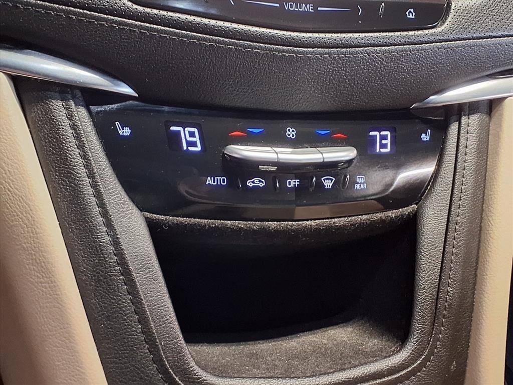 Cadillac XT5 AWD 4dr 2018 Cadillac XT5 AWD 4dr 2018