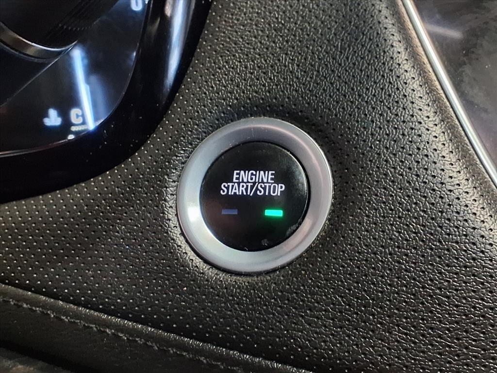 Cadillac XT5 AWD 4dr 2018 Cadillac XT5 AWD 4dr 2018