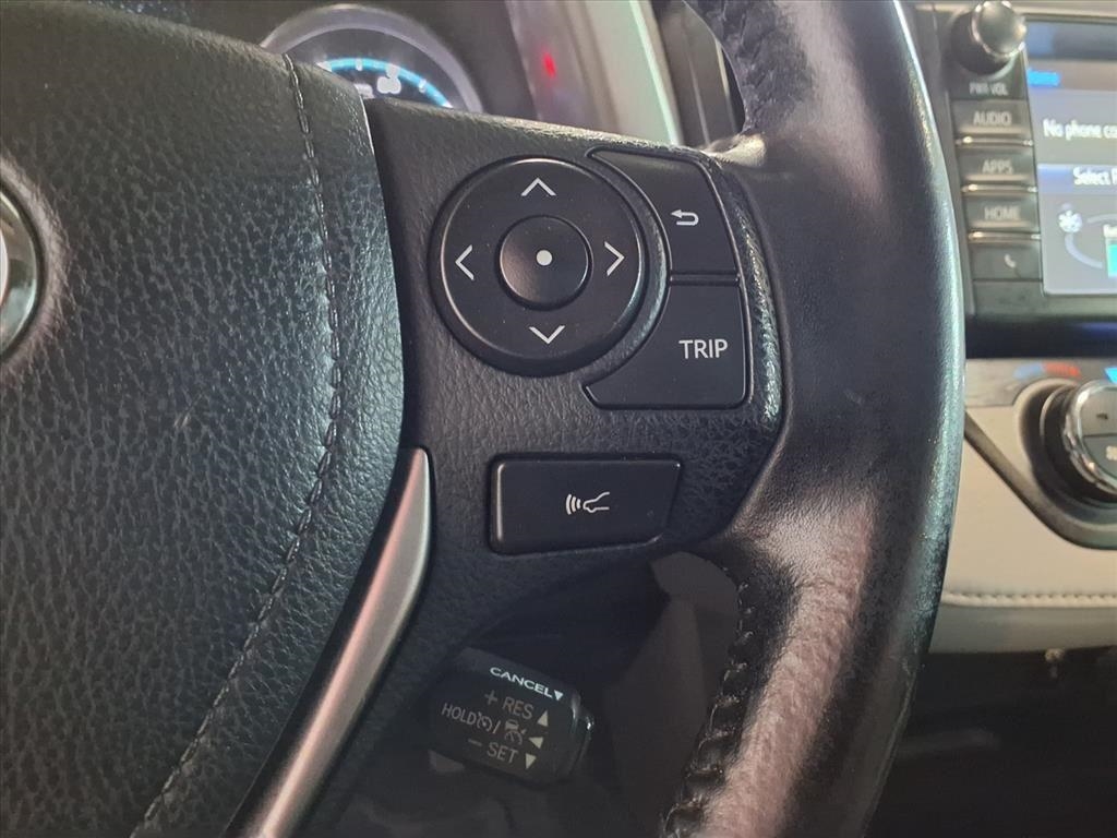 Toyota RAV4 Hybrid LE Plus AWD (Natl) 2017