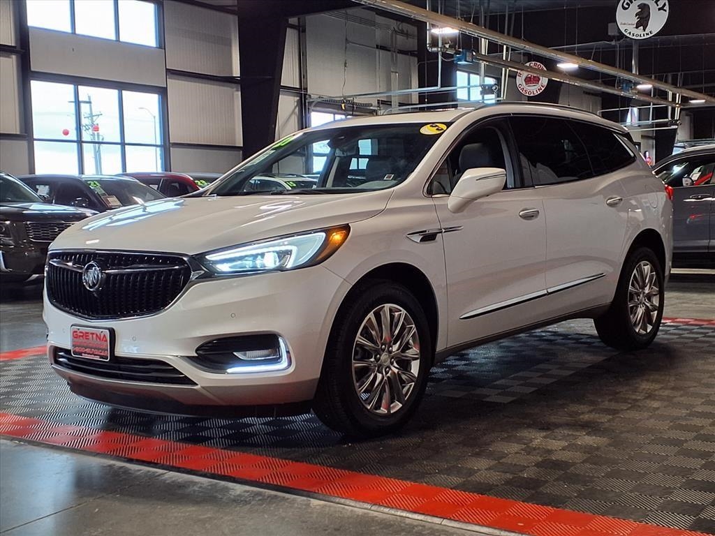 2021 Buick Enclave Premium photo 3