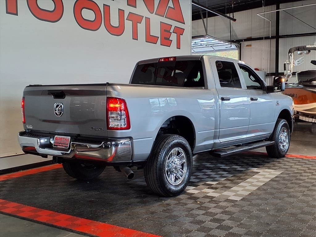 RAM 2500 Tradesman 4x4 Crew Cab 6'4" Box 2023 RAM 2500 Tradesman 4x4 Crew Cab 6'4" Box 2023