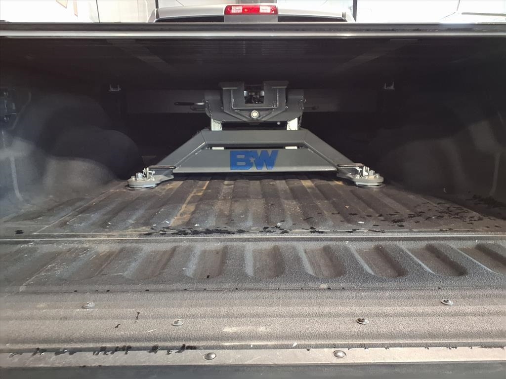 RAM 2500 Tradesman 4x4 Crew Cab 6'4" Box 2023