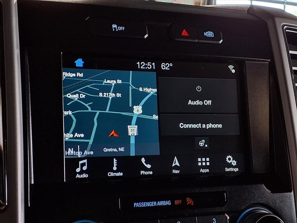 Ford F-150 4WD SuperCrew 145" King Ranch 2016 Ford F-150 4WD SuperCrew 145" King Ranch 2016