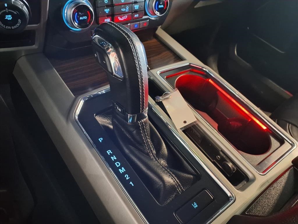 Ford F-150 4WD SuperCrew 145" King Ranch 2016 Ford F-150 4WD SuperCrew 145" King Ranch 2016