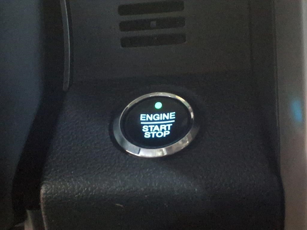 Ford F-150 4WD SuperCrew 145" King Ranch 2016 Ford F-150 4WD SuperCrew 145" King Ranch 2016