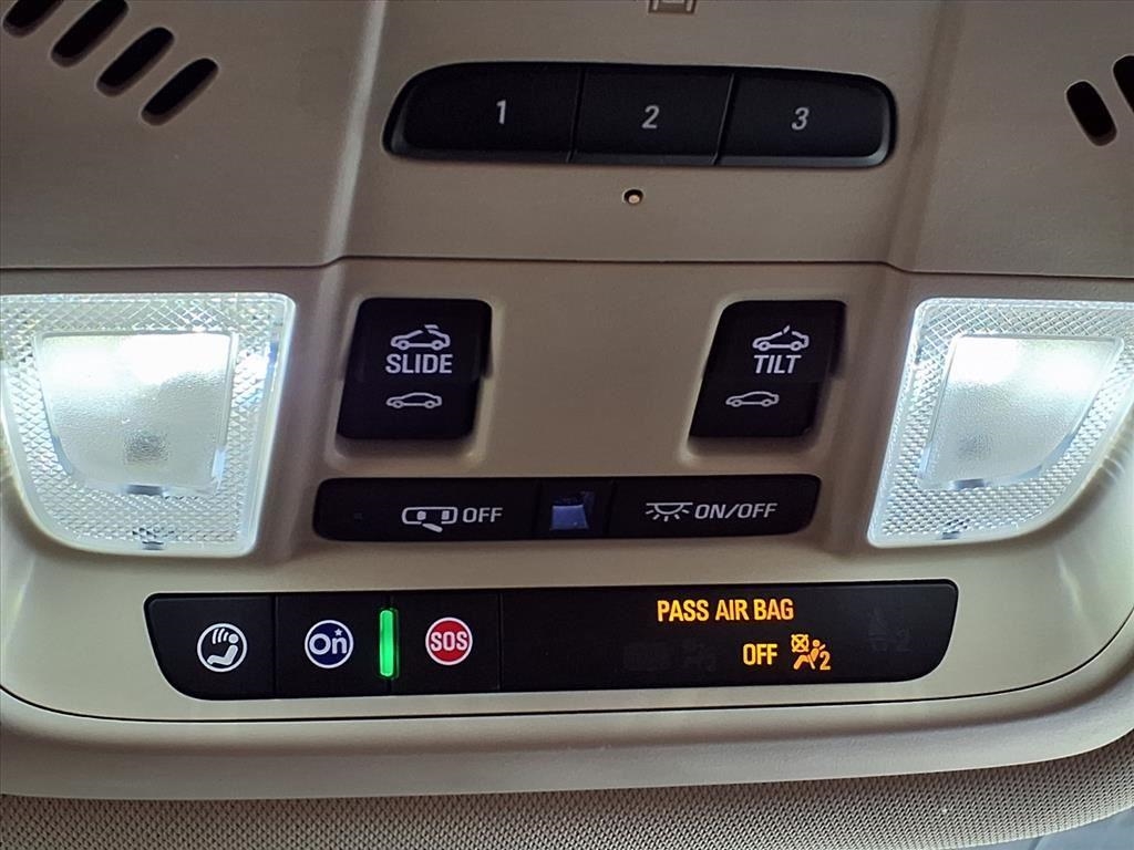 GMC Acadia AWD 4dr Denali 2023 GMC Acadia AWD 4dr Denali 2023