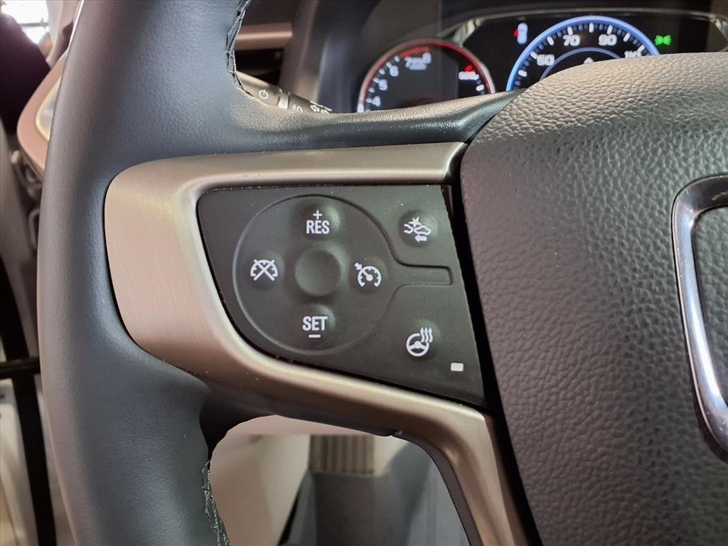 GMC Acadia AWD 4dr Denali 2023 GMC Acadia AWD 4dr Denali 2023