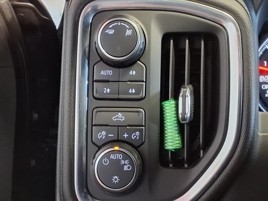 Chevrolet Silverado 1500 4WD Crew Cab 147" LT 2019