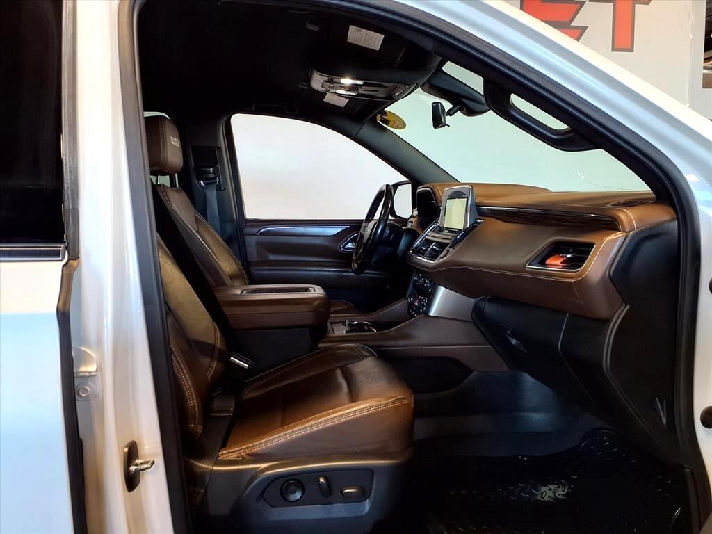 Chevrolet Suburban 4WD 4dr High Country 2022