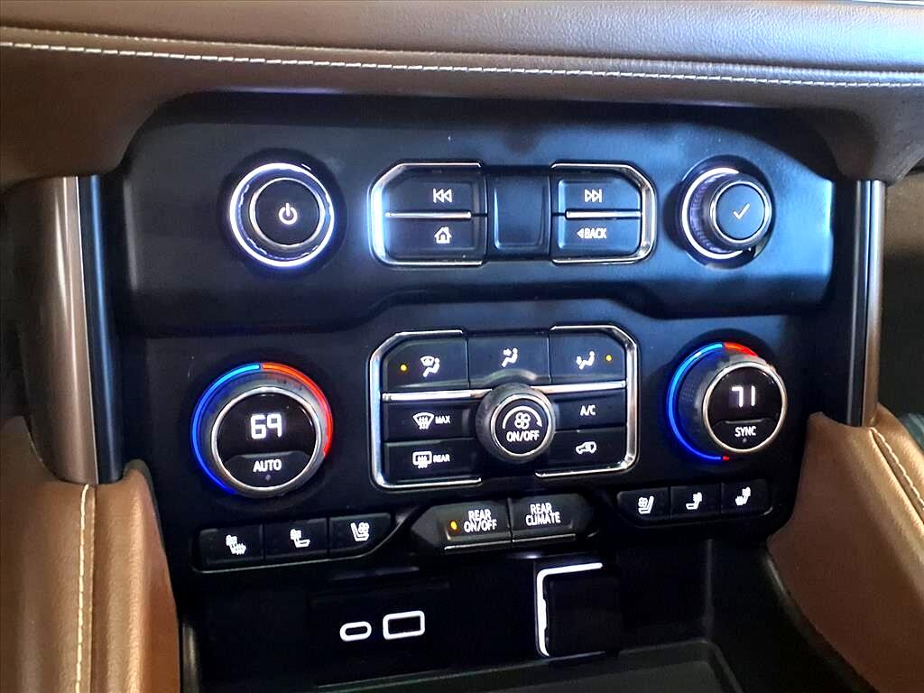 Chevrolet Suburban 4WD 4dr High Country 2022