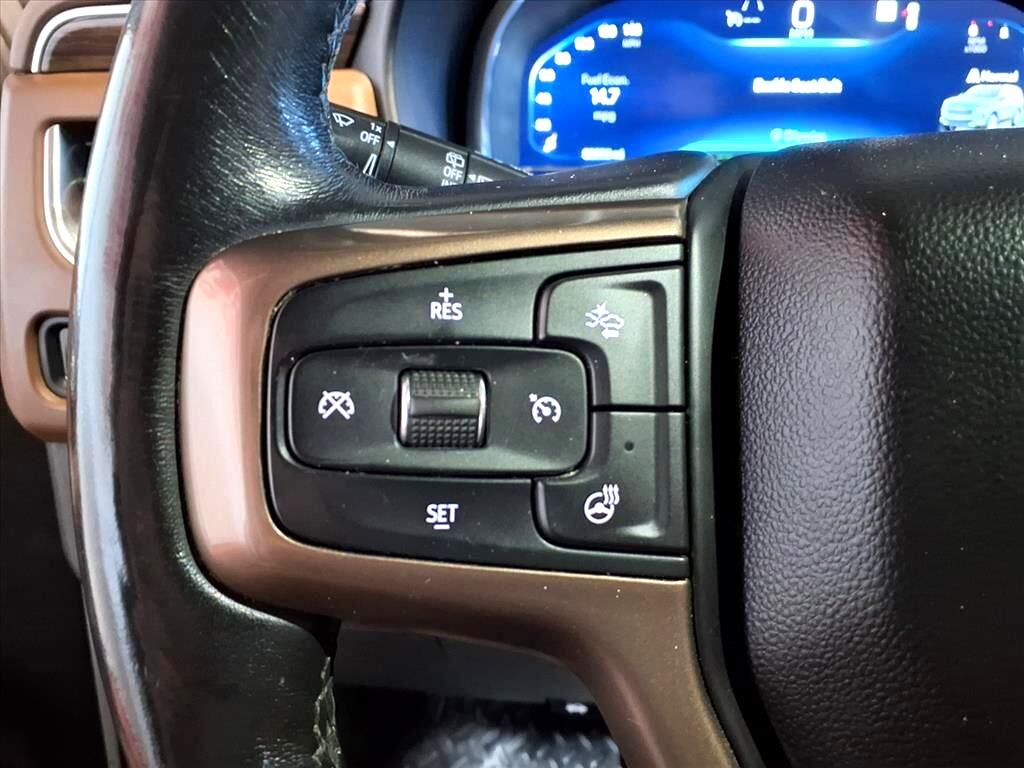 Chevrolet Suburban 4WD 4dr High Country 2022