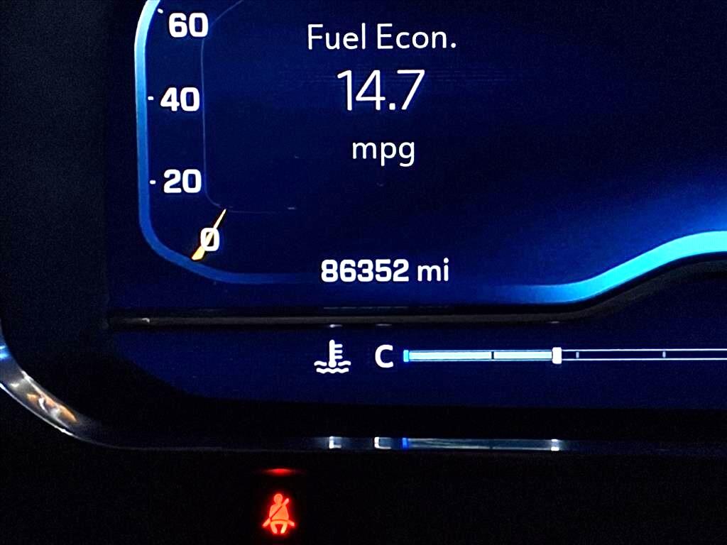 Chevrolet Suburban 4WD 4dr High Country 2022