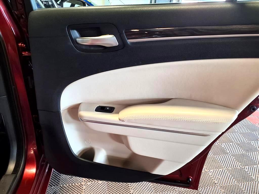 Chrysler 300 Touring L AWD 2018