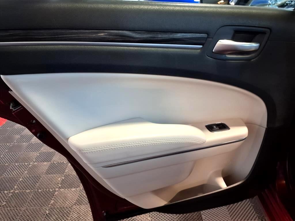 Chrysler 300 Touring L AWD 2018