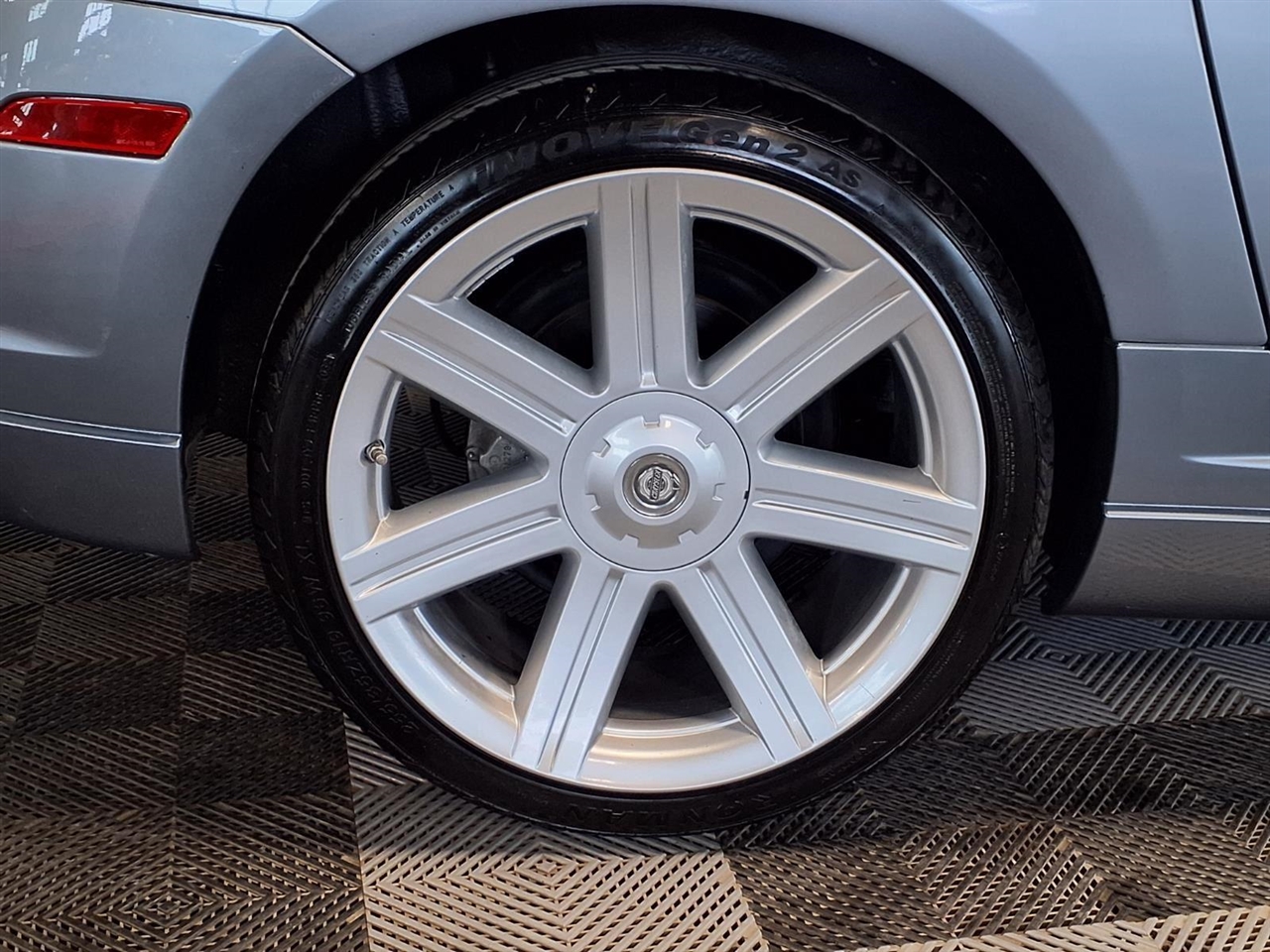 Chrysler Crossfire 2dr Cpe 2004