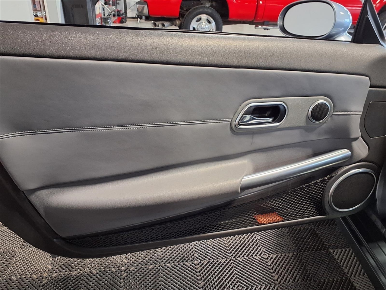 Chrysler Crossfire 2dr Cpe 2004