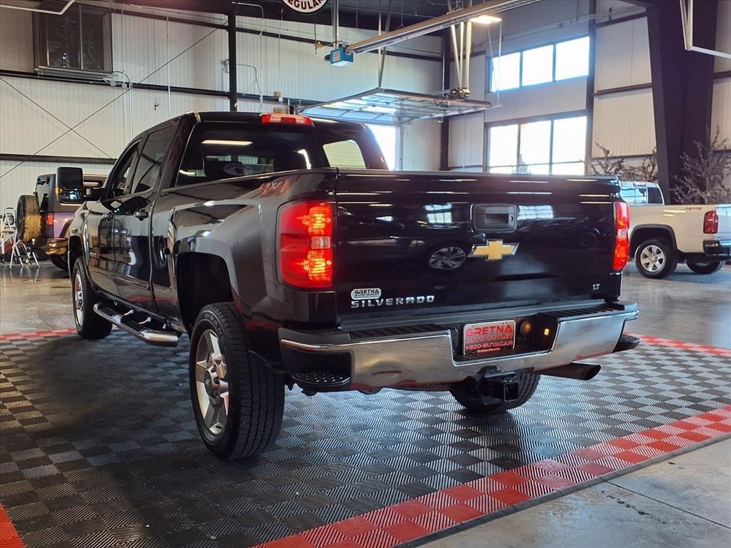 2019 Chevrolet Silverado 2500HD LT photo 4