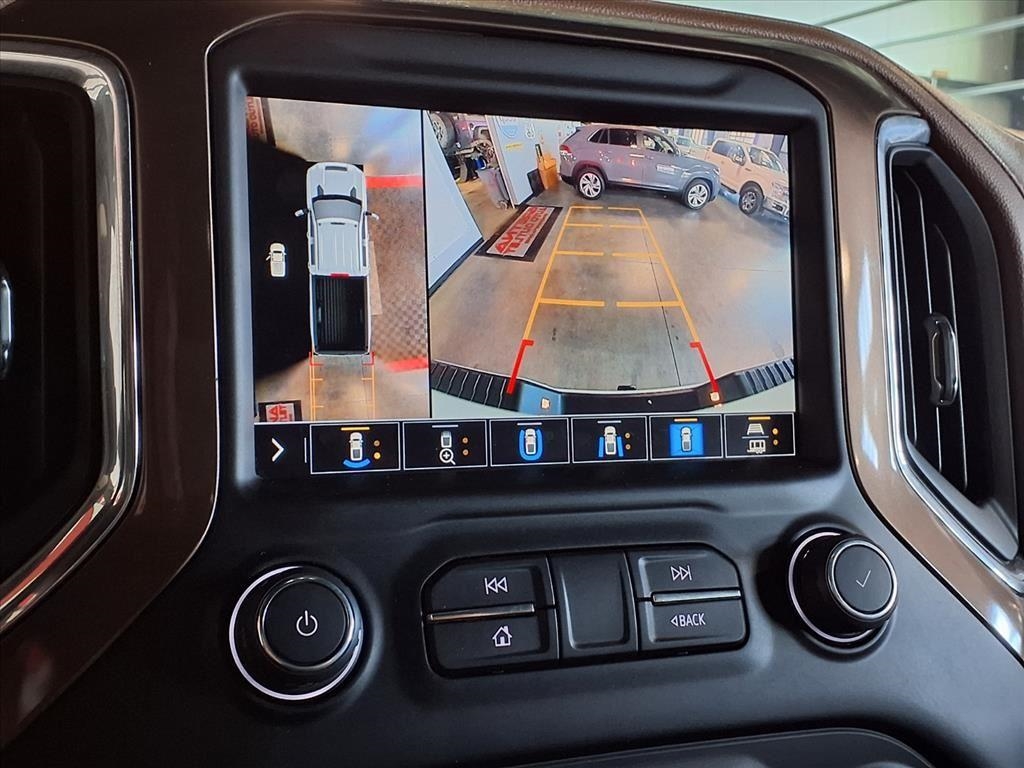 Chevrolet Silverado 3500HD 4WD Crew Cab 172" High Country 2021