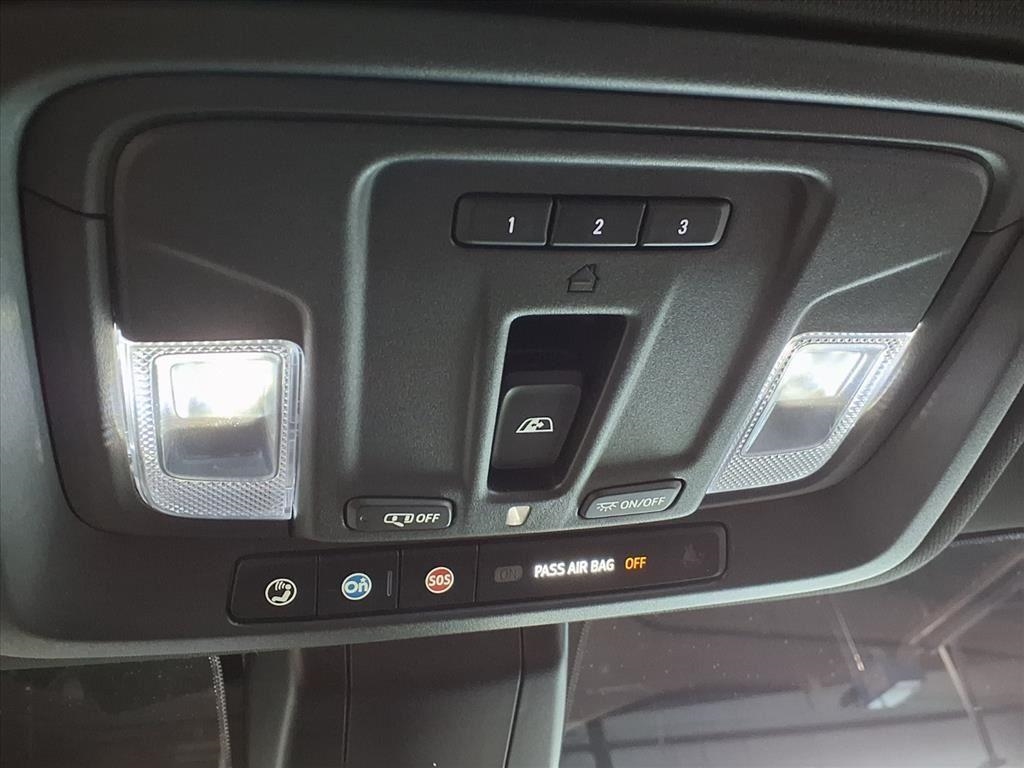 Chevrolet Silverado 3500HD 4WD Crew Cab 172" High Country 2021