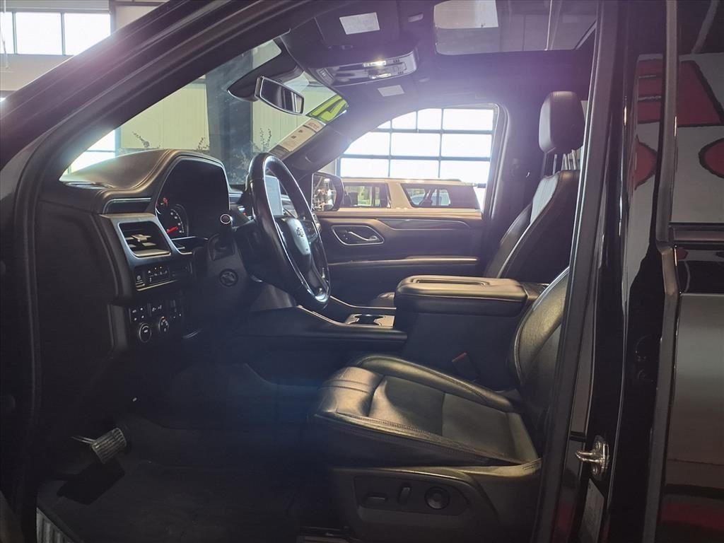 Chevrolet Tahoe 4WD 4dr RST 2021