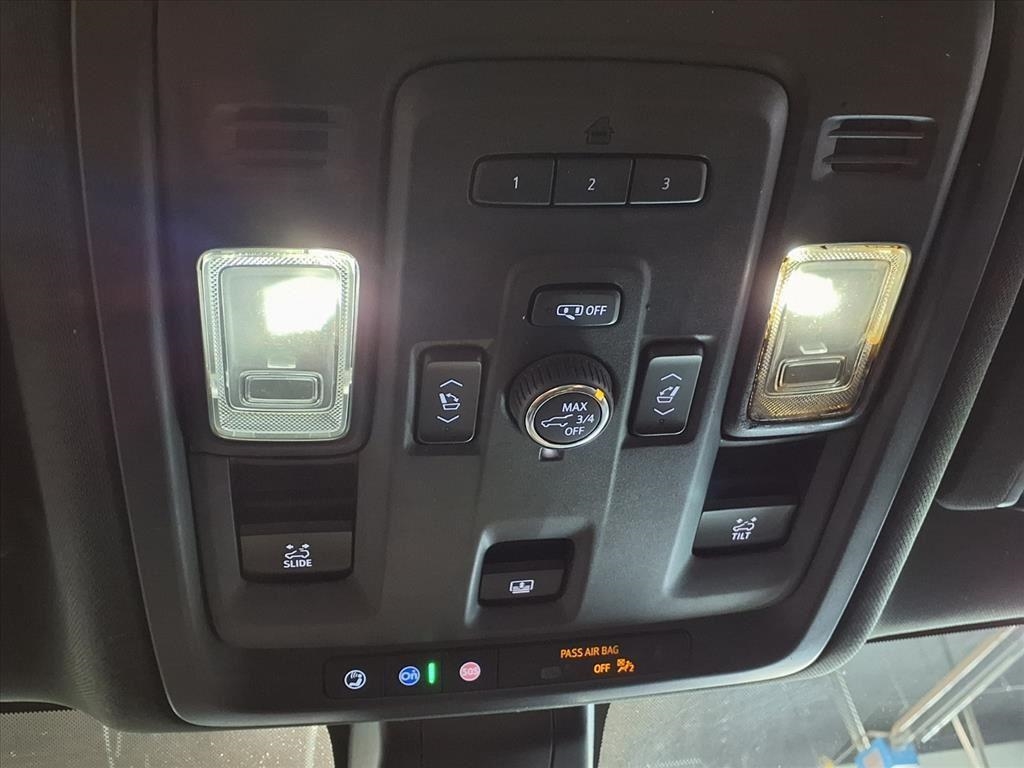 Chevrolet Tahoe 4WD 4dr RST 2021