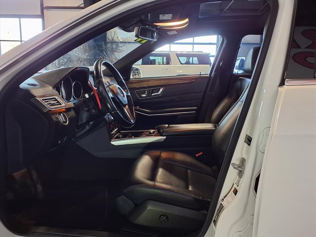 Mercedes-Benz E-Class 4dr Sdn E 350 Sport 4MATIC 2014