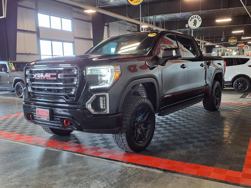 GMC Sierra 1500 4WD Crew Cab 147" AT4 2021
