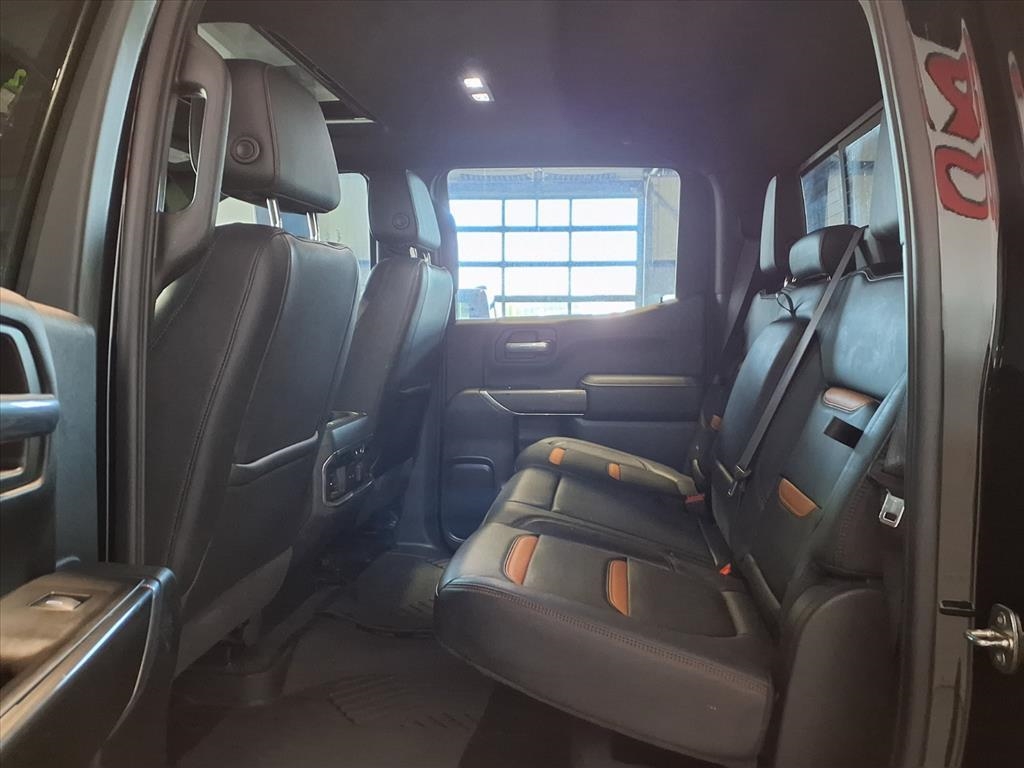GMC Sierra 1500 4WD Crew Cab 147" AT4 2021