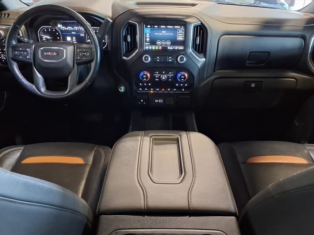 GMC Sierra 1500 4WD Crew Cab 147" AT4 2021