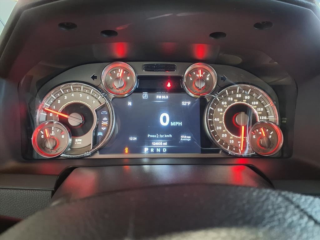 RAM 1500 Longhorn 4x4 Crew Cab 6'4" Box *Ltd Avail* 2018