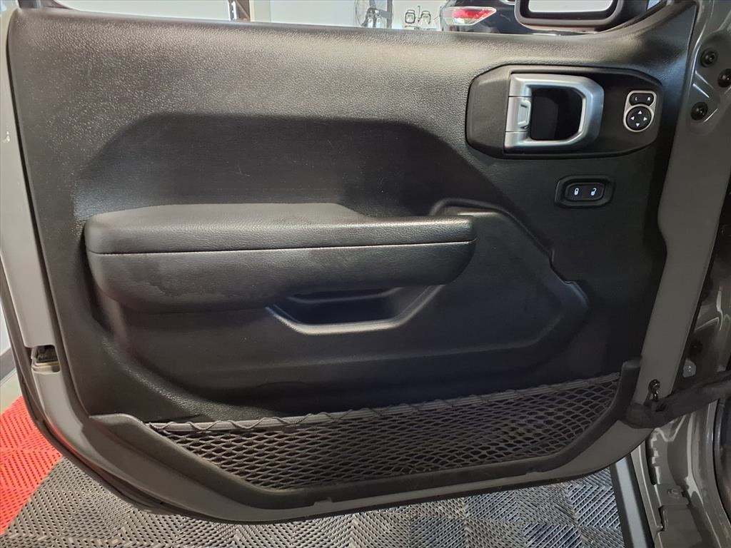 Jeep Gladiator Willys 4x4 2022