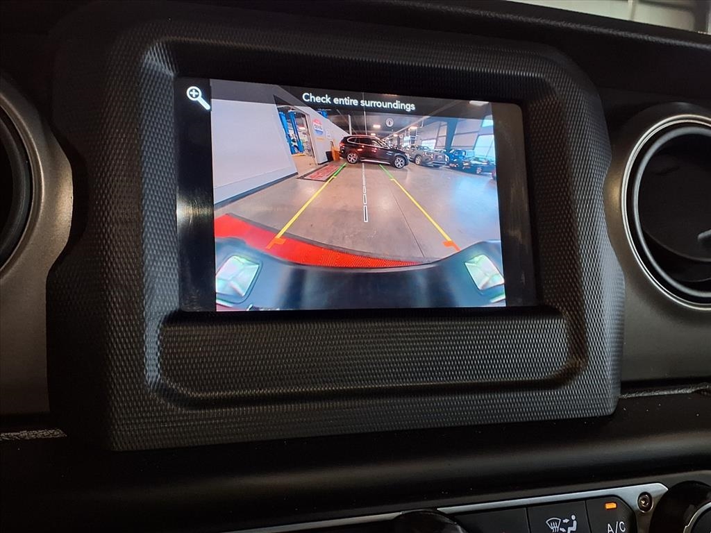 Jeep Gladiator Willys 4x4 2022