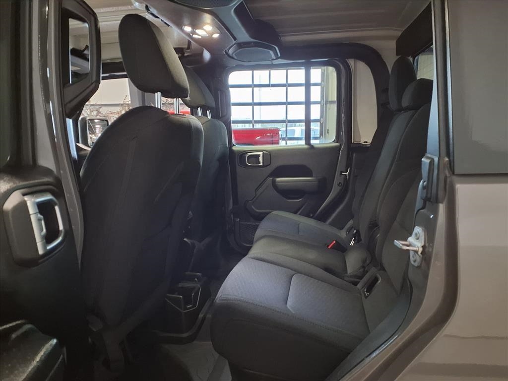 Jeep Gladiator Willys 4x4 2022