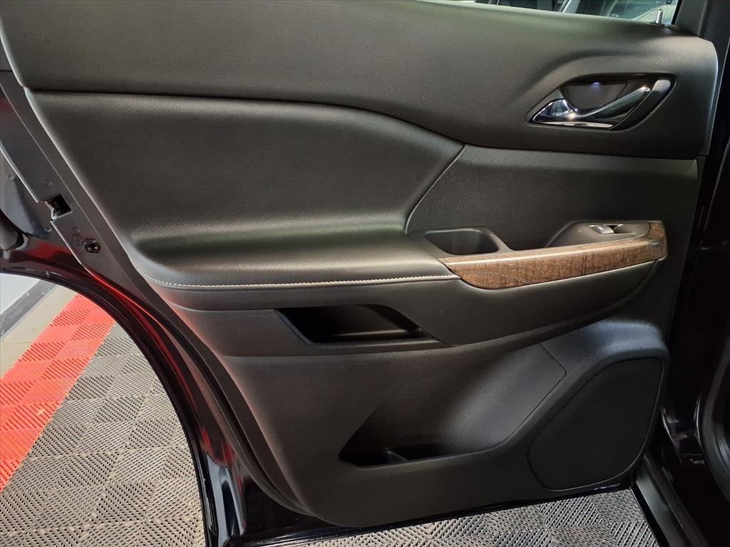 GMC Acadia AWD 4dr Denali 2021