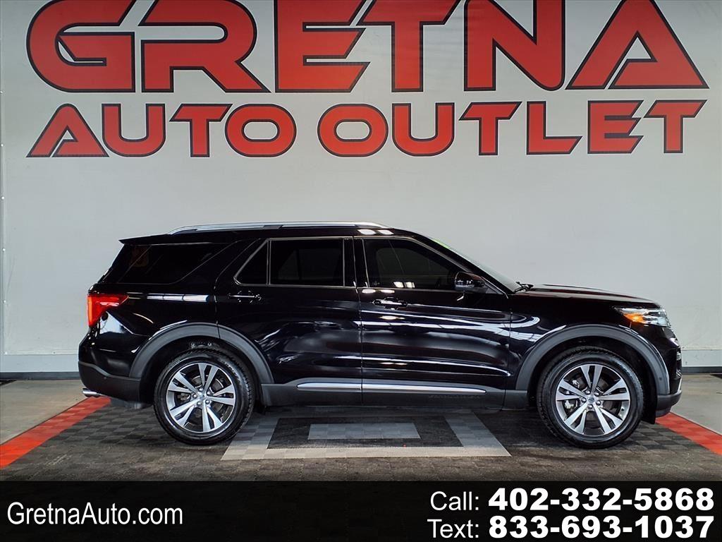 2020 Ford Explorer Platinum's photo