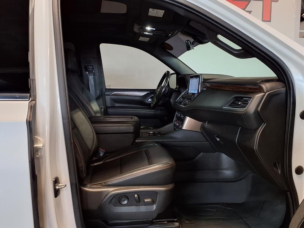 Chevrolet Suburban 4WD 4dr High Country 2021