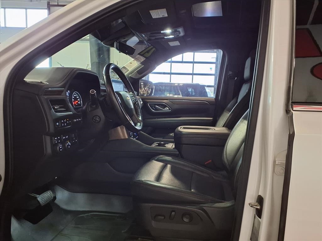 Chevrolet Suburban 4WD 4dr High Country 2021