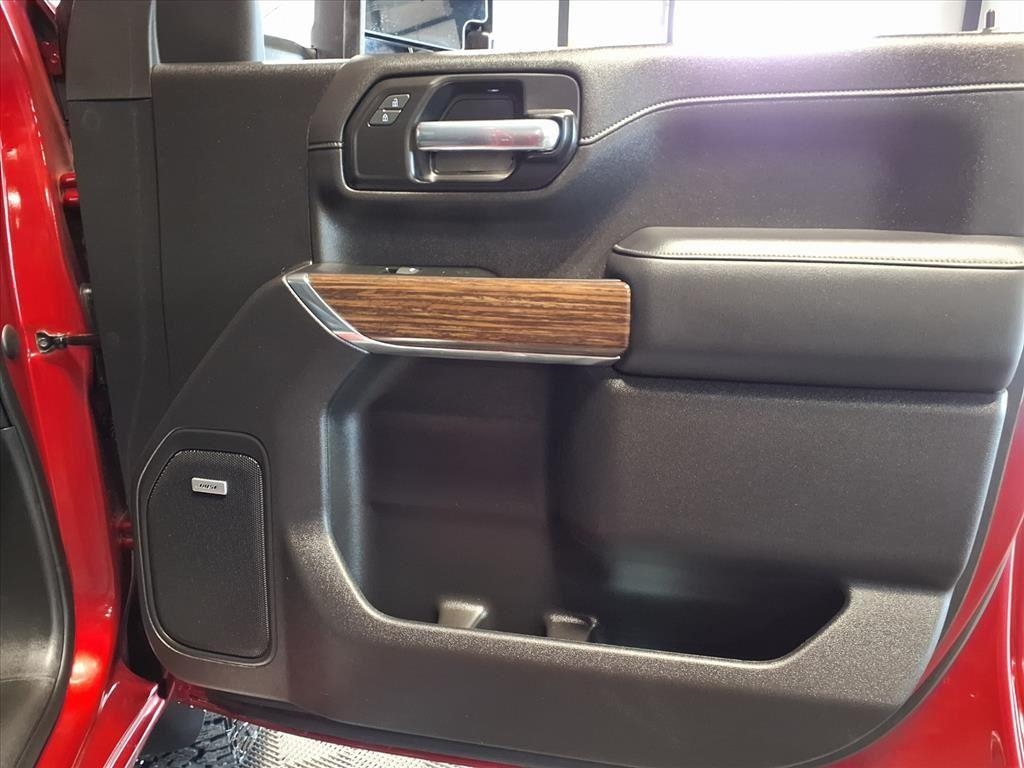 Chevrolet Silverado 2500HD 4WD Crew Cab 159" High Country 2023