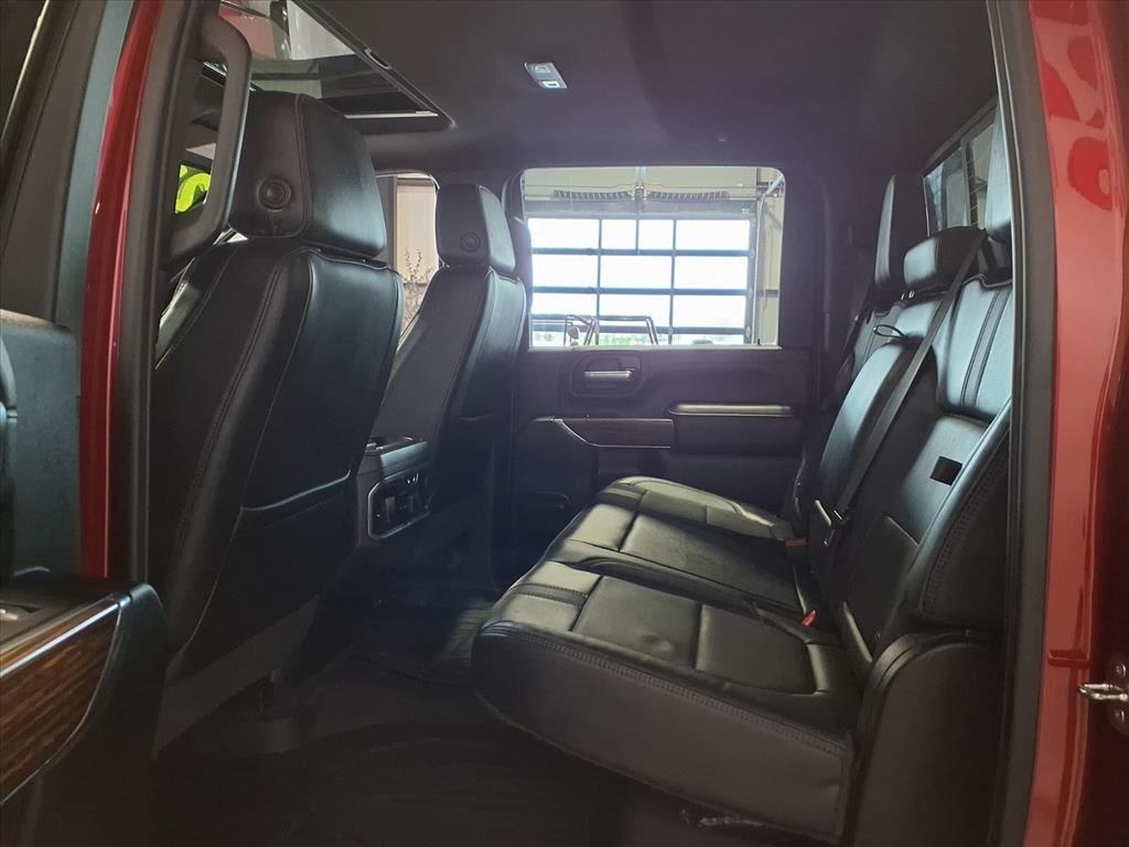 Chevrolet Silverado 2500HD 4WD Crew Cab 159" High Country 2023