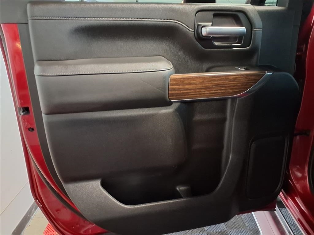 Chevrolet Silverado 2500HD 4WD Crew Cab 159" High Country 2023