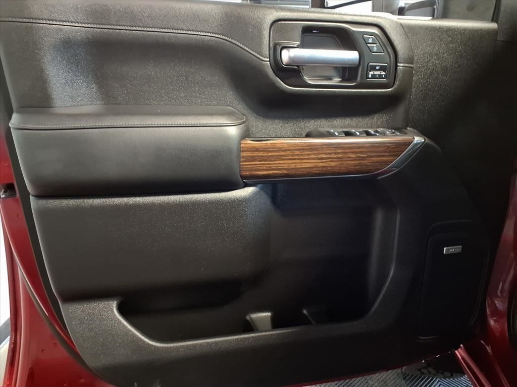 Chevrolet Silverado 2500HD 4WD Crew Cab 159" High Country 2023