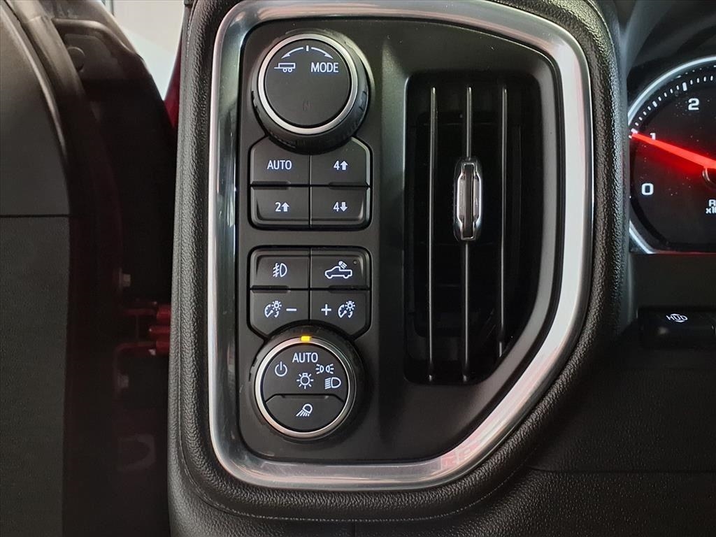 Chevrolet Silverado 2500HD 4WD Crew Cab 159" High Country 2023