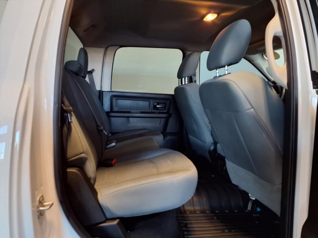 RAM 2500 4WD Crew Cab 149" Tradesman 2016